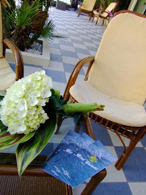 Hotel Venezia Rimini Exteriör bild